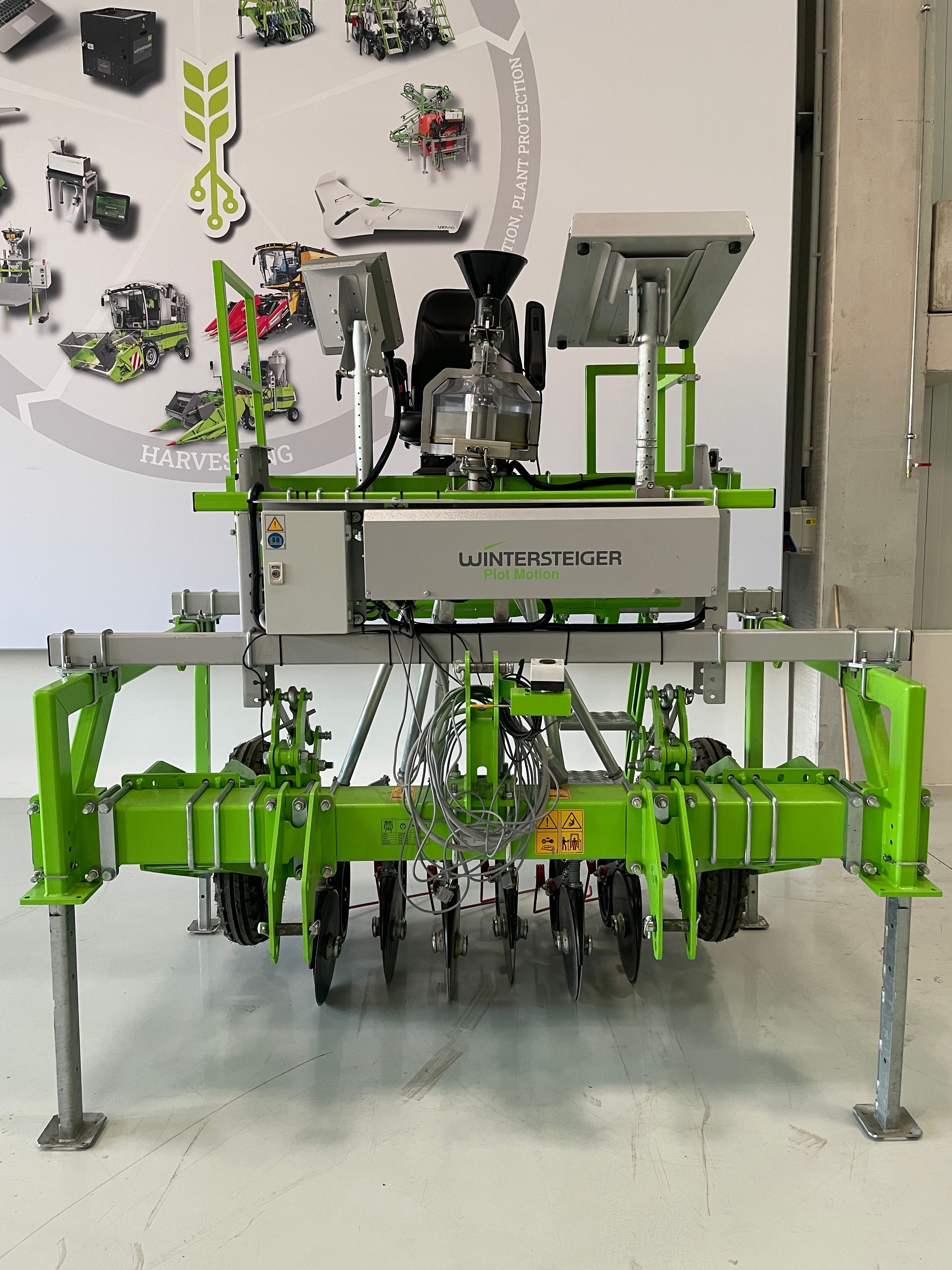 Plot Motion Vorführmaschine